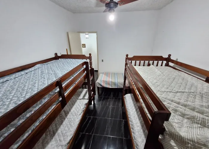 Ap a 50 m da Prainha, todo terreo, 104 m2